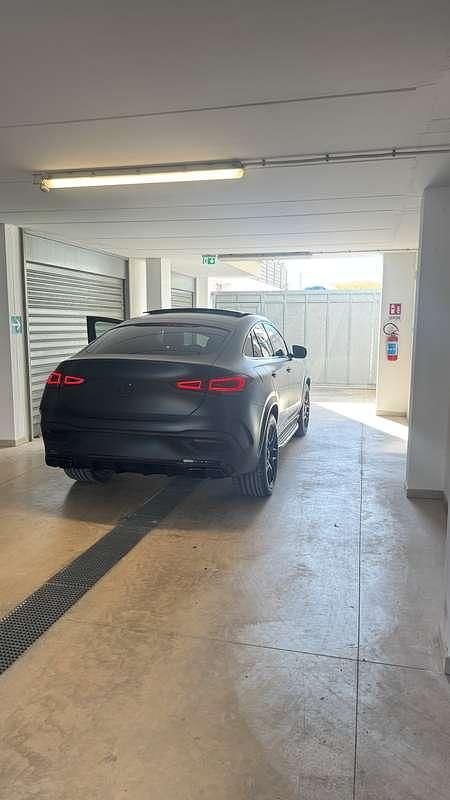Begagnad Mercedes GLE400 Premium Plus 330 HK (242 kW) 2022 Svart Sportkupé