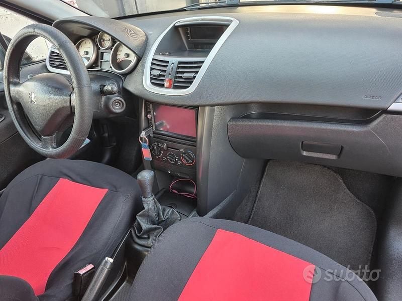Usata Peugeot 207 75 CV (55 kW) 2008 Nero