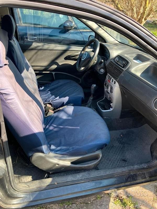 Usata Fiat Punto 2005 Nero Utilitaria