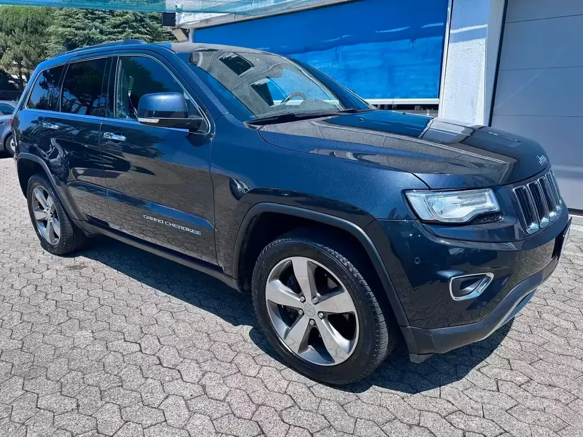 Usata Jeep Grand Cherokee Limited 250 CV (183 kW) 2015 Grigio SUV