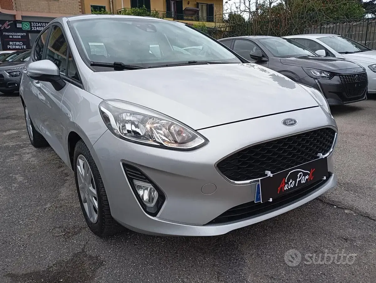 Usata Ford Fiesta 86 CV (63 kW) 2019 Grigio Utilitaria