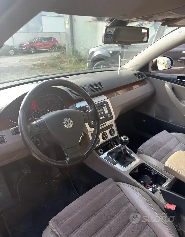 Usata VW Passat Highline 140 CV (102 kW) 2008 Grigio Station wagon