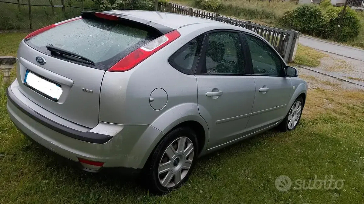 Usata Ford Focus 2007 Grigio Berlina