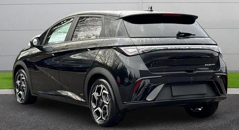 Nuova BYD Dolphin Design 150 kW (204 CV) 2026 Obsidian black Utilitaria