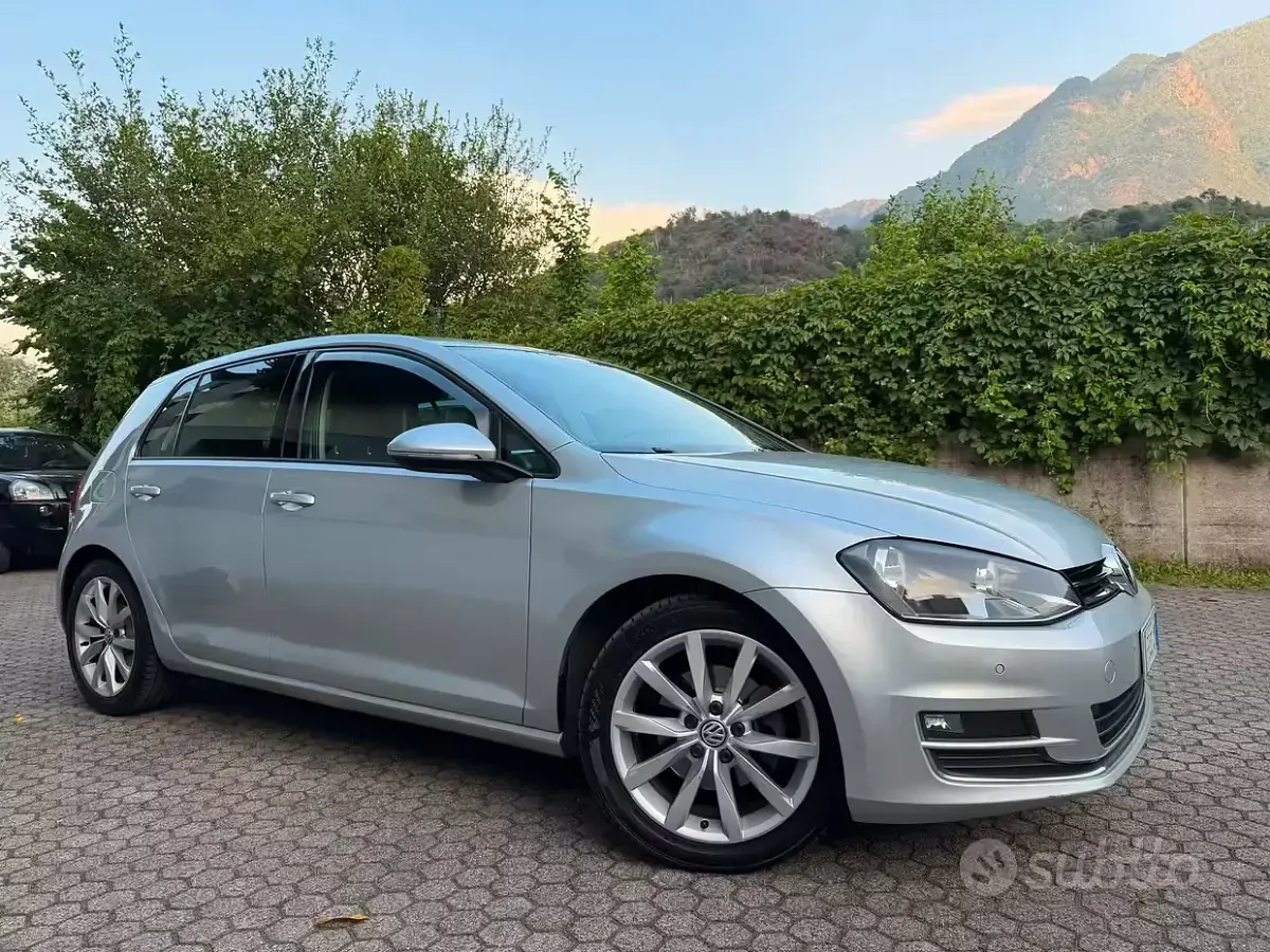 Usata VW Golf VII 110 CV (80 kW) 2016 Grigio Berlina