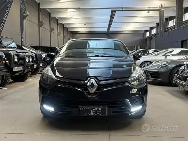 Usata Renault Clio IV Life 73 CV (53 kW) 2017 Nero Berlina