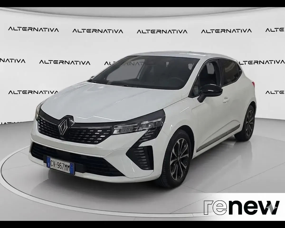 Usata Renault Clio Techno 91 CV (66 kW) 2024 Bianco Utilitaria