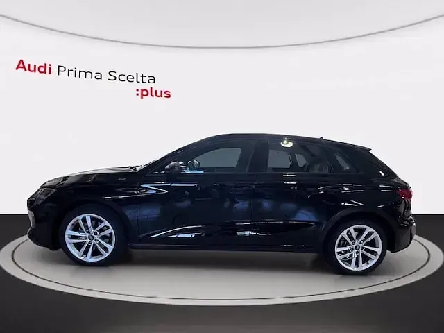 Usata Audi A3 Business 150 CV (110 kW) 2025 Nero brillante