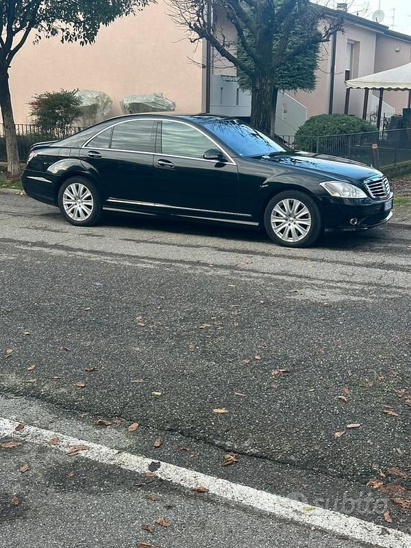 Marrone Usata 2009 Mercedes S320 Tre volumi | 6000 € - Immagine 1/4