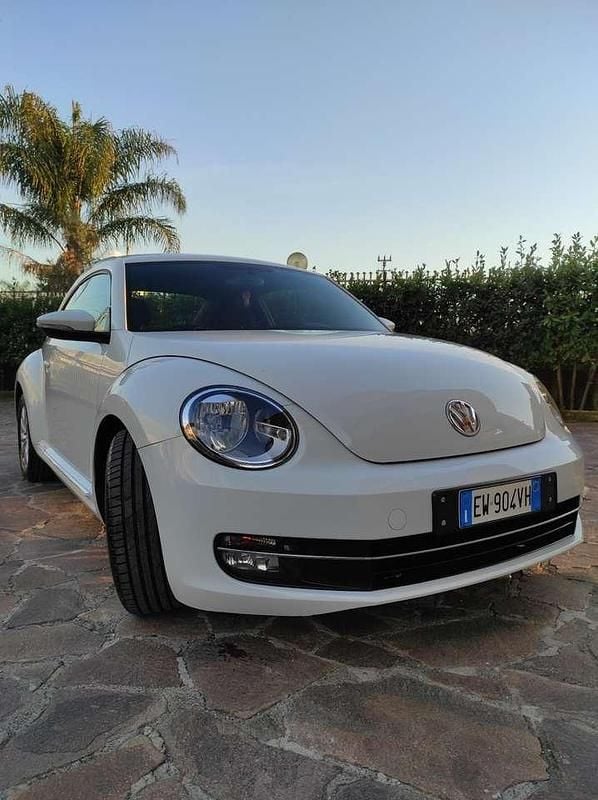 Other Usata 2014 VW Maggiolino Design Tre volumi | 8990 € (Ottimo prezzo) - Immagine 1/4