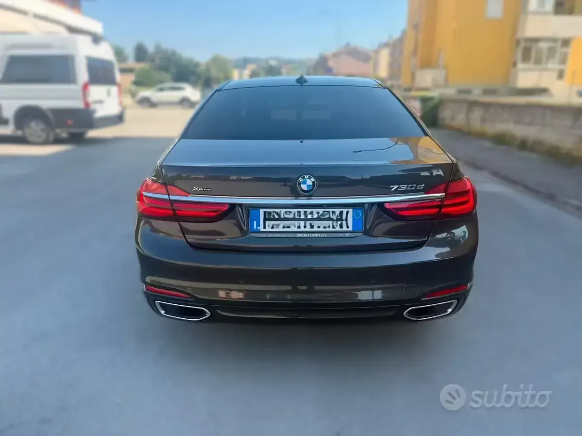 Usata BMW 730 Comfort Edition 265 CV (194 kW) 2017 Grigio Berlina