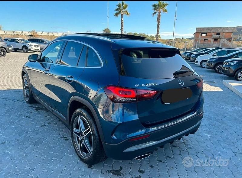Usata Mercedes GLA220 Premium 190 CV (139 kW) 2022 Grigio SUV
