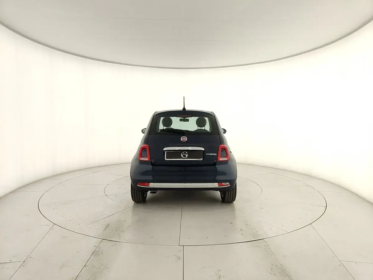 Usata Fiat 500 Dolcevita 70 CV (51 kW) 2024 Blu/azzurro Berlina