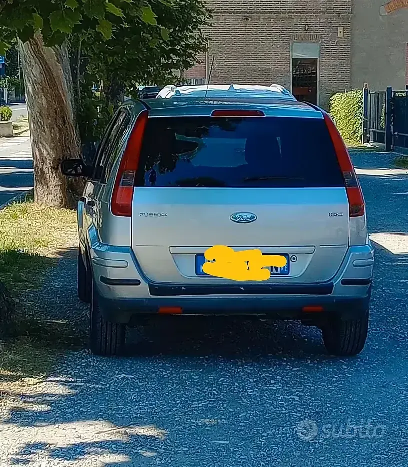 Usata Ford Fusion 68 CV (50 kW) 2005 Utilitaria