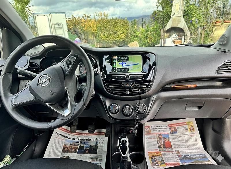 Usata Opel Karl Rocks 73 CV (53 kW) 2018 Nero Utilitaria