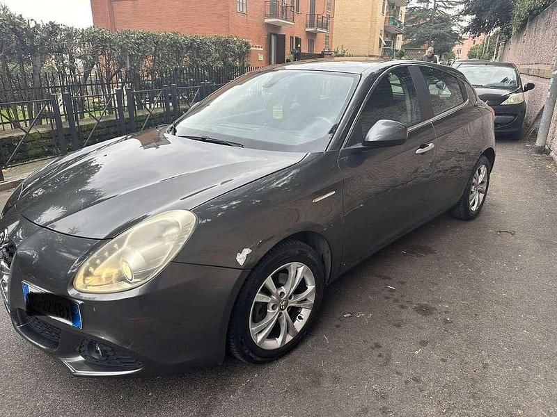 Usata Alfa Romeo Giulietta Distinctive 105 CV (77 kW) 2010 Utilitaria