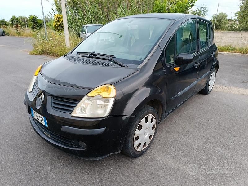 Nero Usata 2005 Renault Modus Luxe Monovolume | 600 € (Super prezzo) - Immagine 1/4