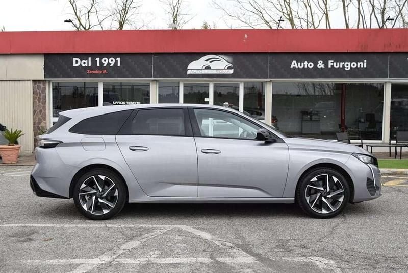 Usata Peugeot 308 SW Allure 131 CV (96 kW) 2024 Argento Station wagon
