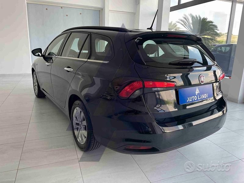 Usata Fiat Tipo Business 95 CV (69 kW) 2020 Nero Station wagon