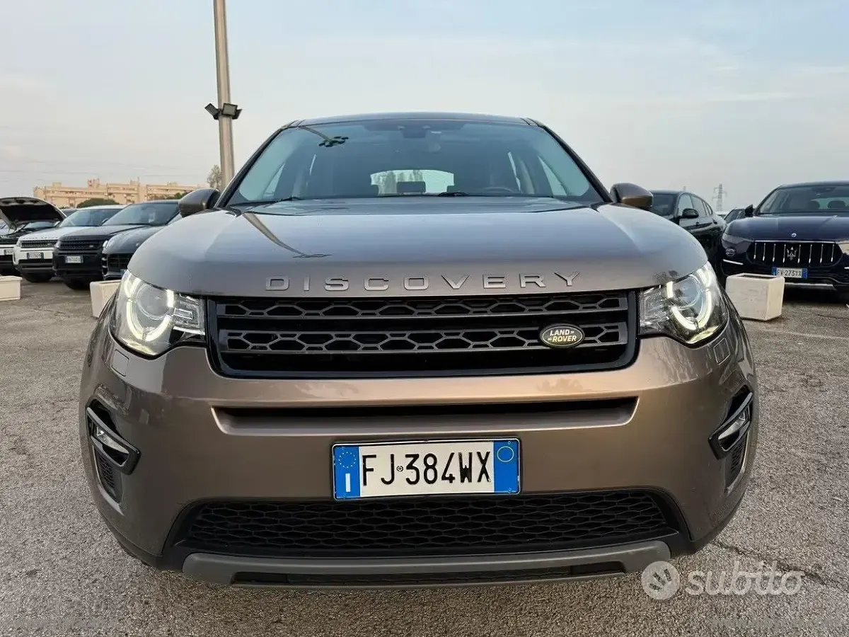 Usata Land Rover Discovery Sport 150 CV (110 kW) 2017 Marrone SUV