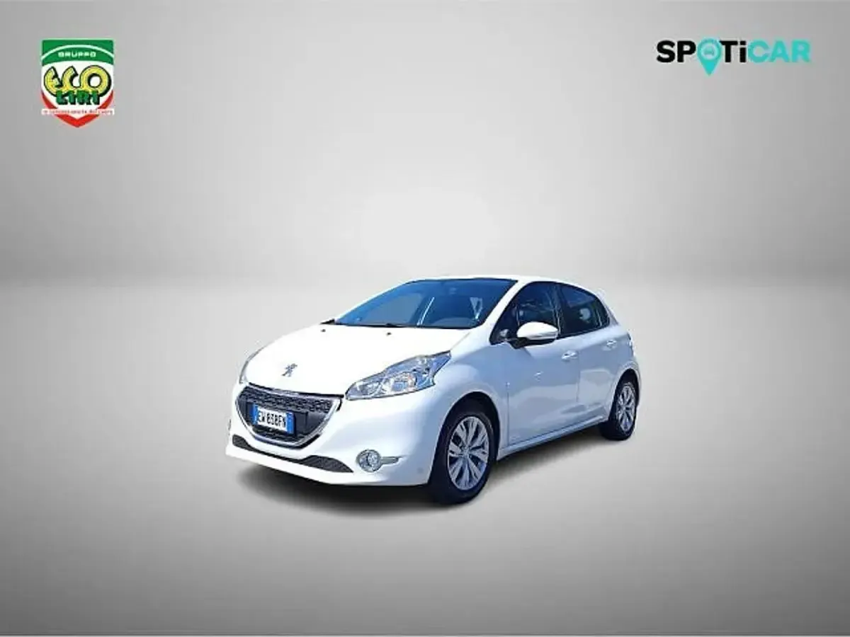 Usata Peugeot 208 68 CV (50 kW) 2014 Utilitaria