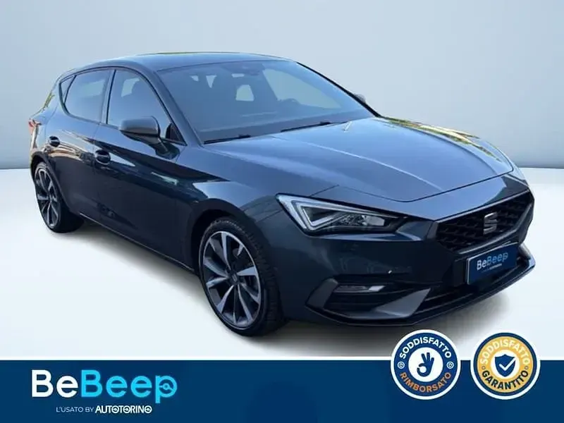 Usata Seat Leon FR 150 CV (110 kW) 2020 Grigio metallizzato Berlina