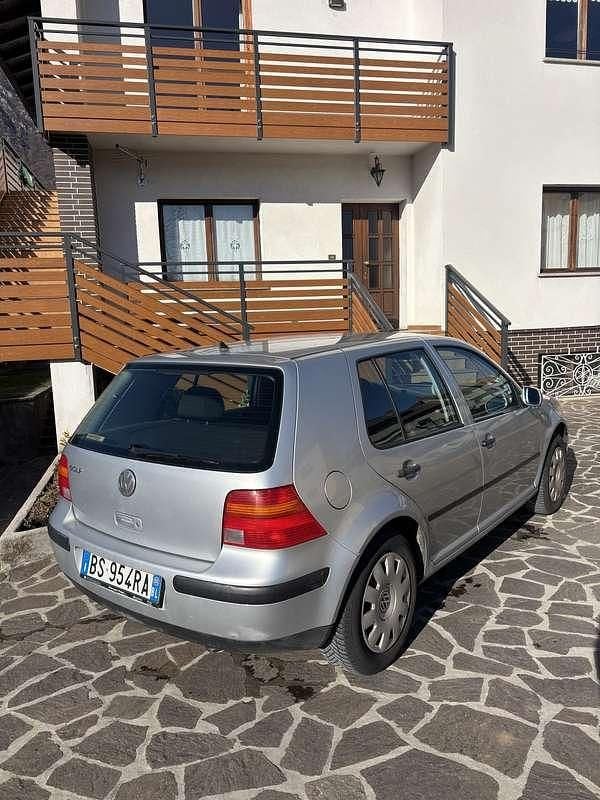 Usata VW Golf IV 75 CV (55 kW) 2001 Berlina