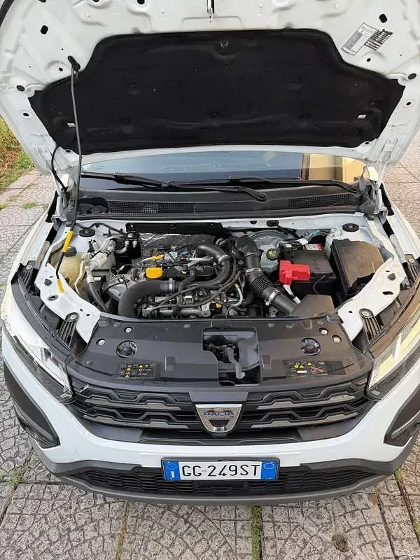 Usata Dacia Jogger Extreme 101 CV (74 kW) 2022 Monovolume