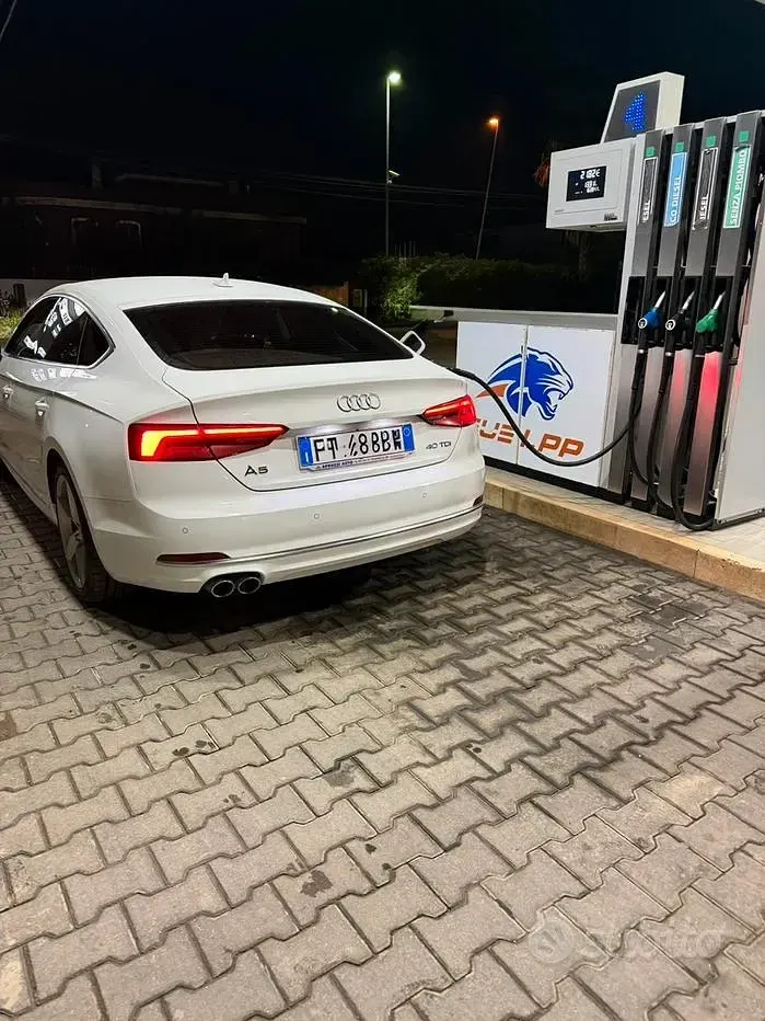 Usata Audi A5 190 CV (139 kW) 2018 Bianco Coupé