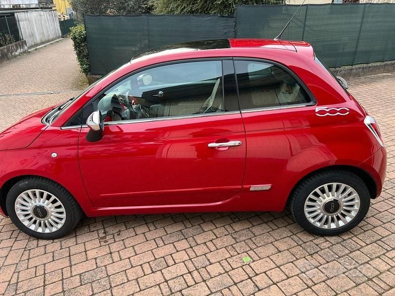 Usata Fiat 500 Lounge 69 CV (50 kW) 2011 Rosso Utilitaria