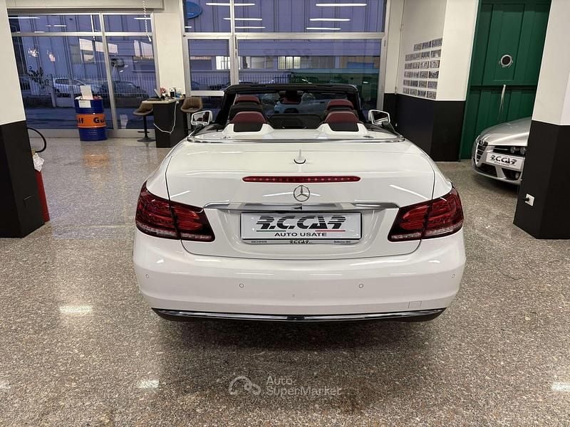 Usata Mercedes E200 184 CV (135 kW) 2016 Bianco Cabrio