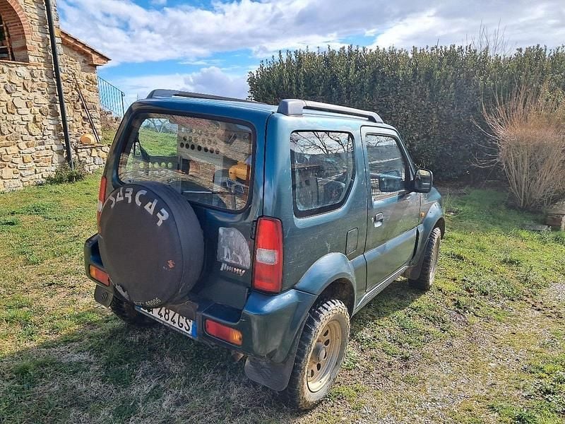 Usata Suzuki Jimny 80 CV (58 kW) 2002 Verde SUV