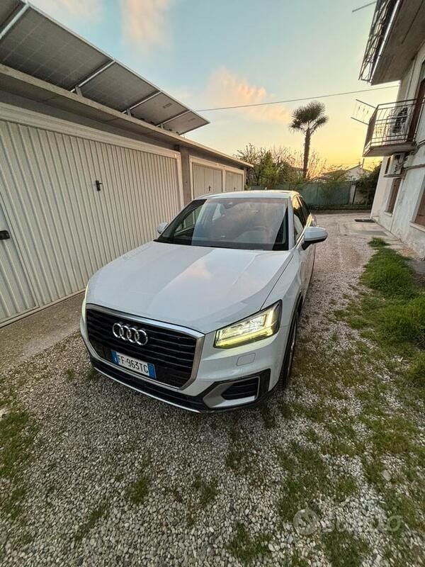 Usata Audi Q2 Business 116 CV (85 kW) 2016 Bianco SUV