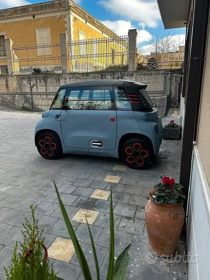 Usata Citroën AMI 2020 Bluazzurro Utilitaria