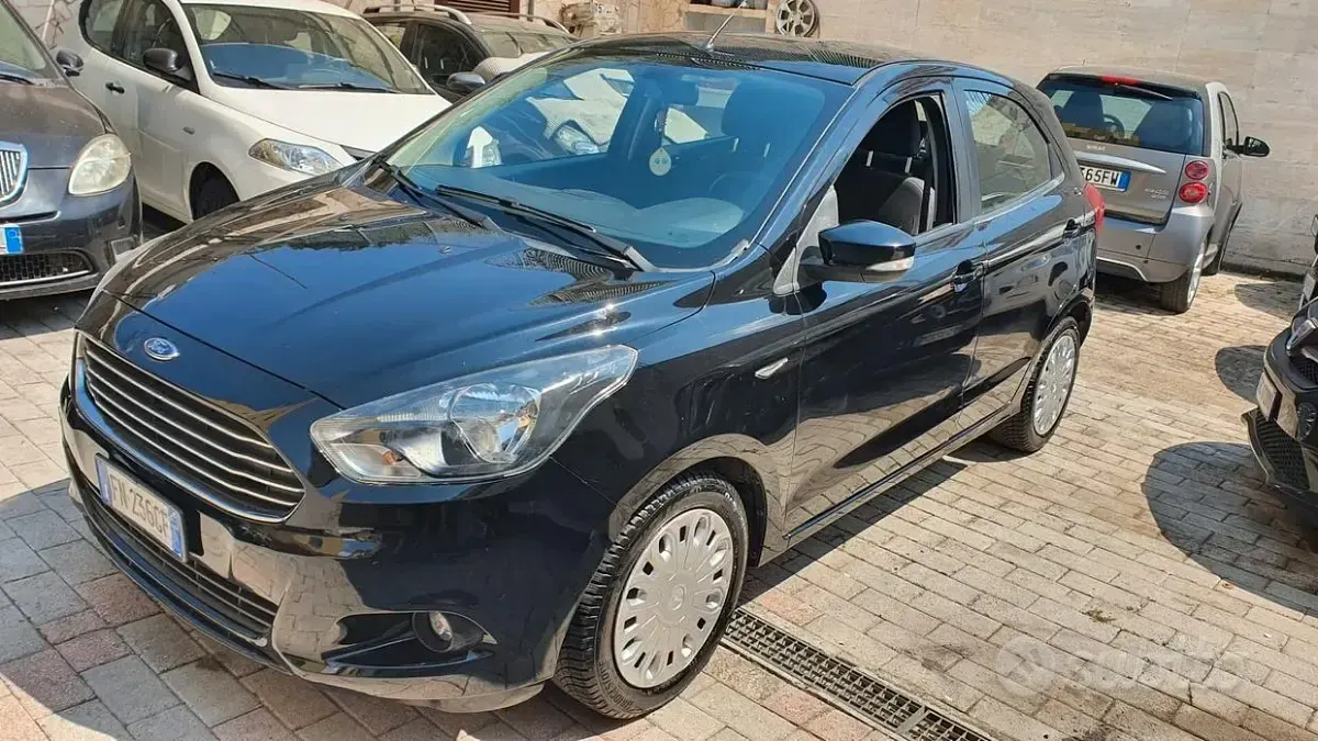 Usata Ford Ka 71 CV (52 kW) 2018 Nero Berlina