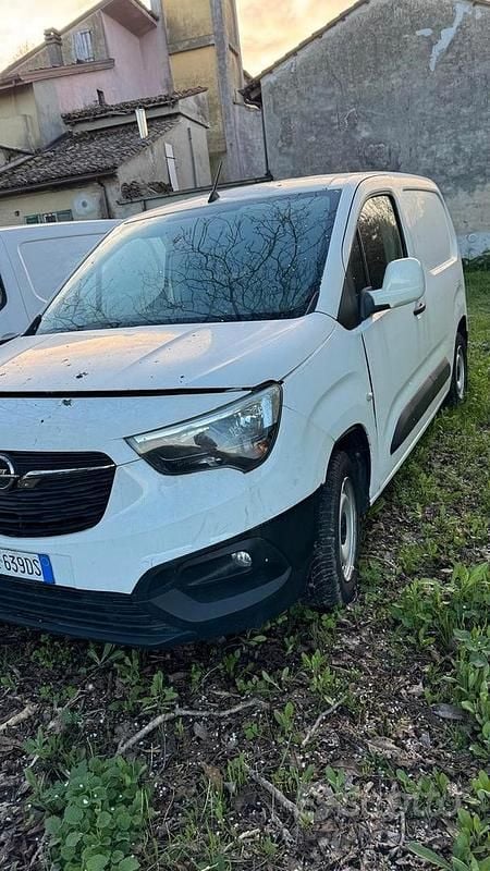 Usata Opel Combo 2023 Monovolume