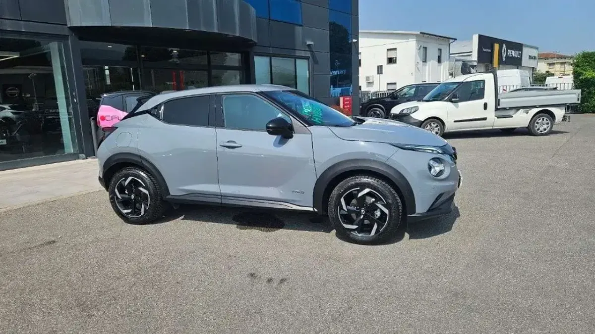 Usata Nissan Juke N-Connecta 94 CV (69 kW) 2023 Grigio SUV
