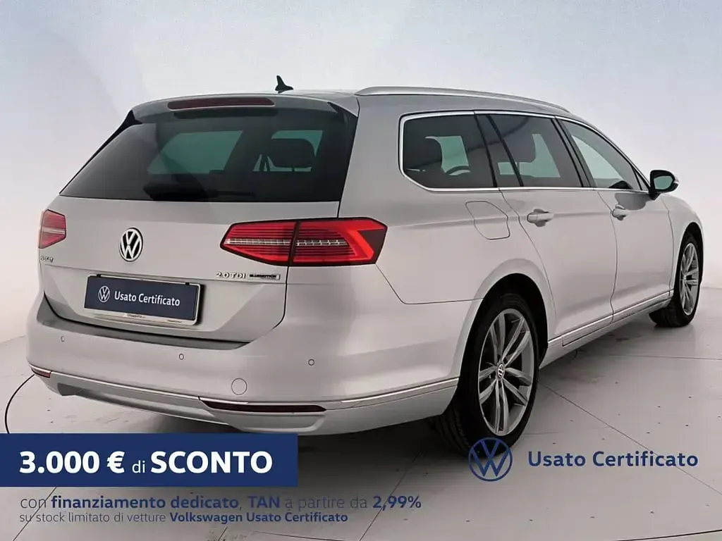 Usata VW Passat Highline 150 CV (110 kW) 2017 Argento riflesso met Station wagon
