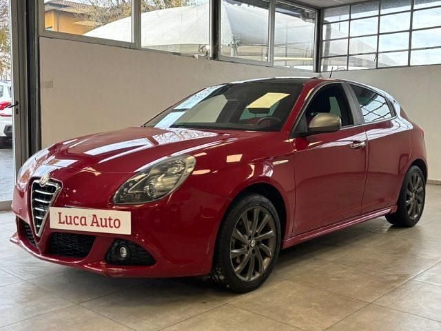 Usata Alfa Romeo Giulietta Veloce 120 CV (88 kW) 2013 Rosso Berlina