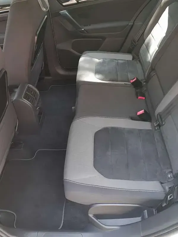 Usata VW Golf Sportsvan Highline 110 CV (80 kW) 2016 Bianco Monovolume