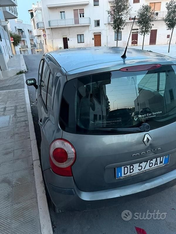 Usata Renault Modus 2006 Monovolume