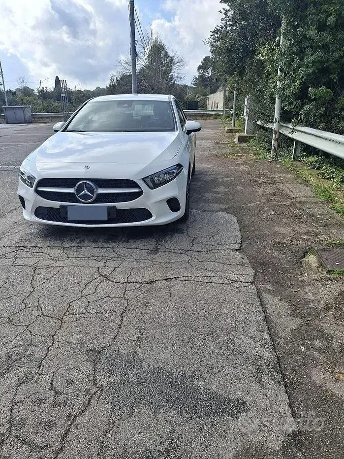 Usata Mercedes 250 116 CV (85 kW) 2019 Bianco Berlina