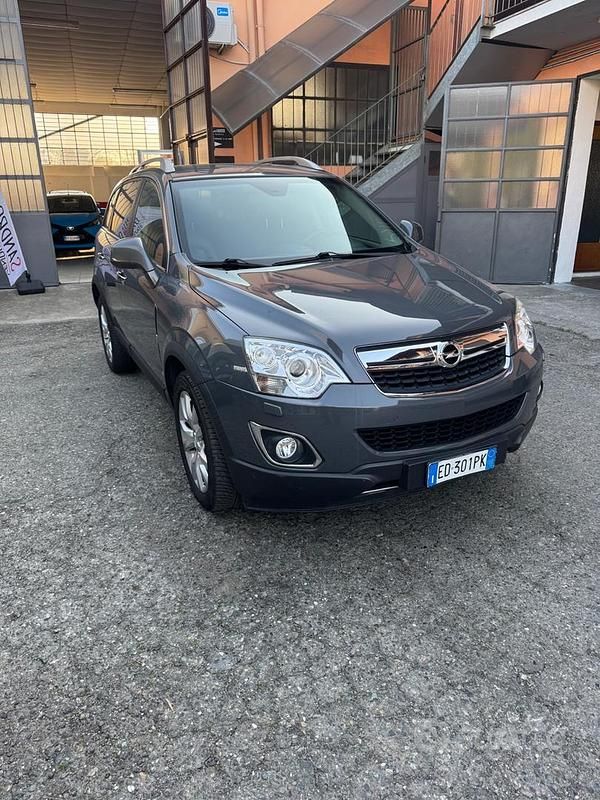 Usata Opel Antara Cosmo 163 CV (119 kW) 2011 Grigio SUV