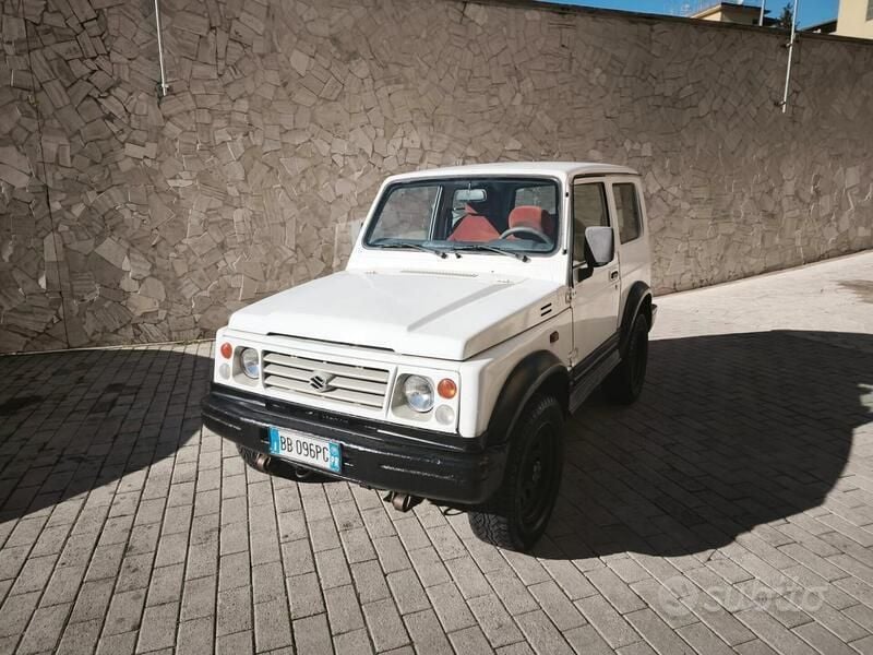 Bianco Usata 1999 Suzuki Samurai SUV | 5950 € (Super prezzo) - Immagine 1/4