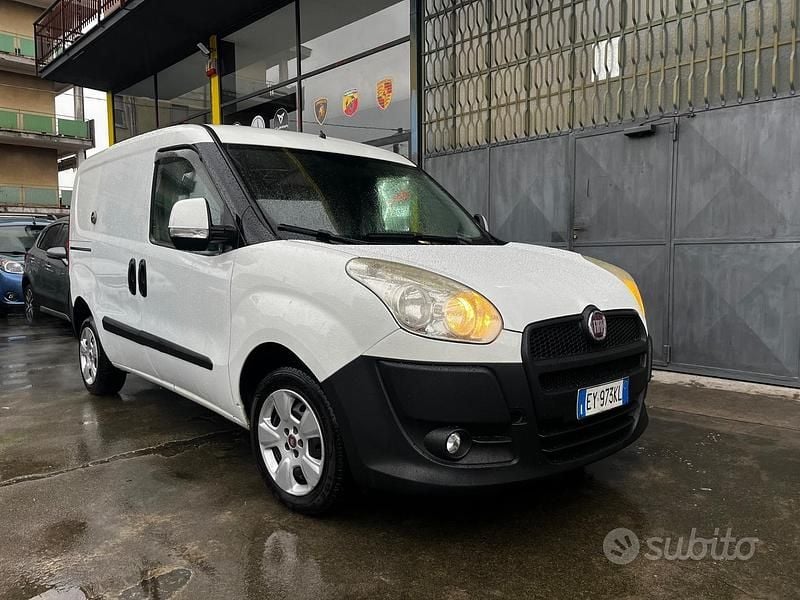 Usata Fiat Doblò 89 CV (65 kW) 2015 Bianco Monovolume