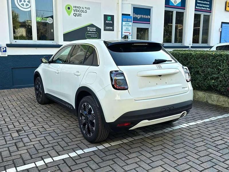Usata Fiat 600 La Prima 101 CV (74 kW) 2024 Bianco SUV