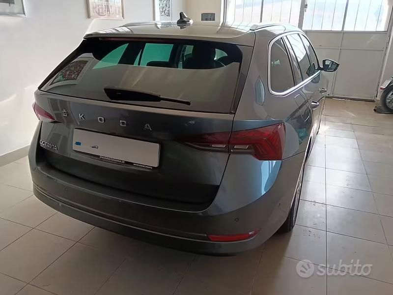 Usata Skoda Octavia 116 CV (85 kW) 2022 Station wagon