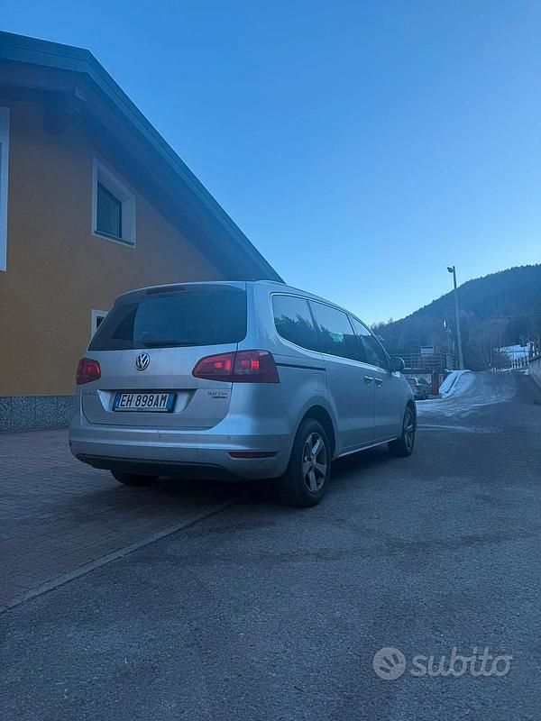Usata VW Sharan Highline 140 CV (102 kW) 2011 Grigio Monovolume