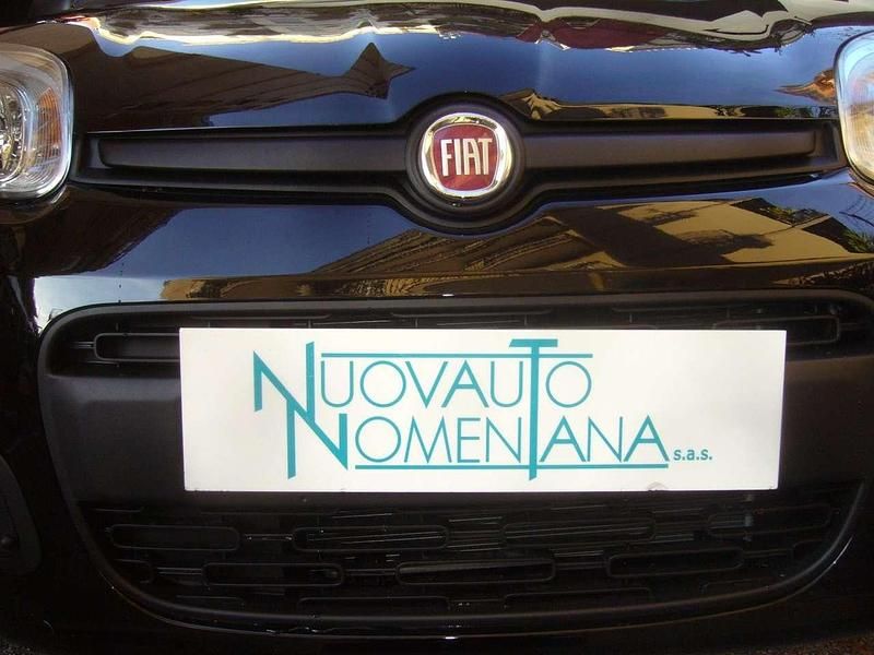 Nuova Fiat Panda Pop 69 CV (50 kW) 2025 Nero Berlina