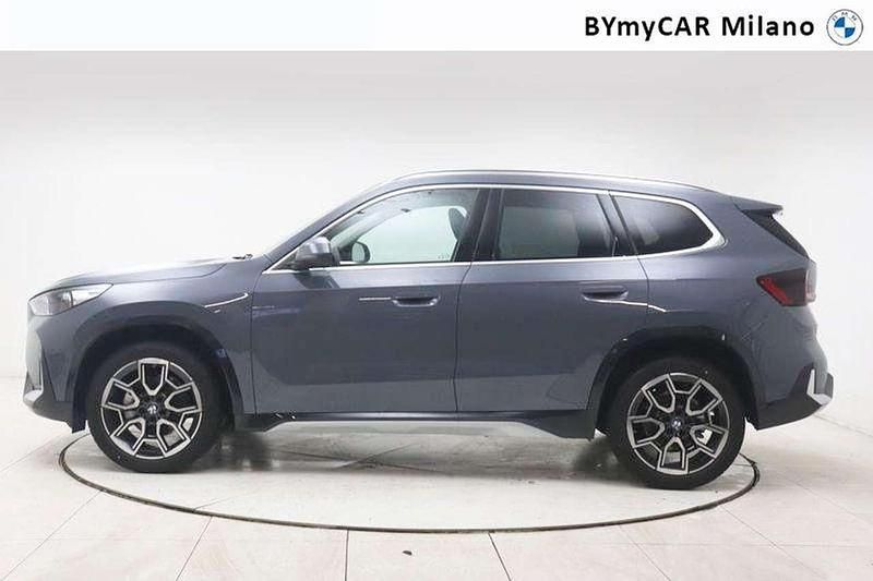 Nuova BMW X1 M Sport 136 CV (100 kW) 2025 Storm bay metallizzato SUV